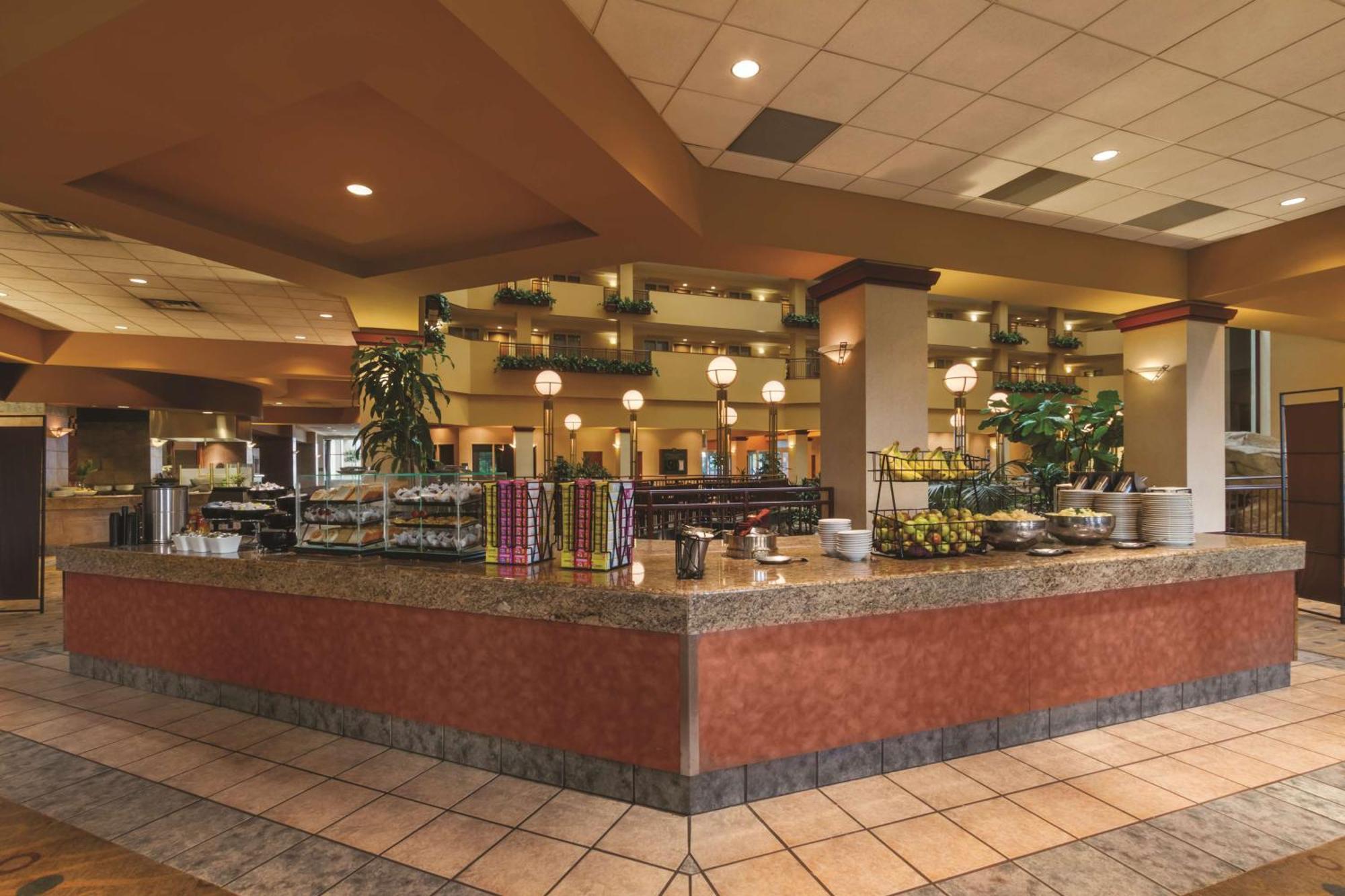 Embassy Suites By Hilton Portland Airport Luaran gambar