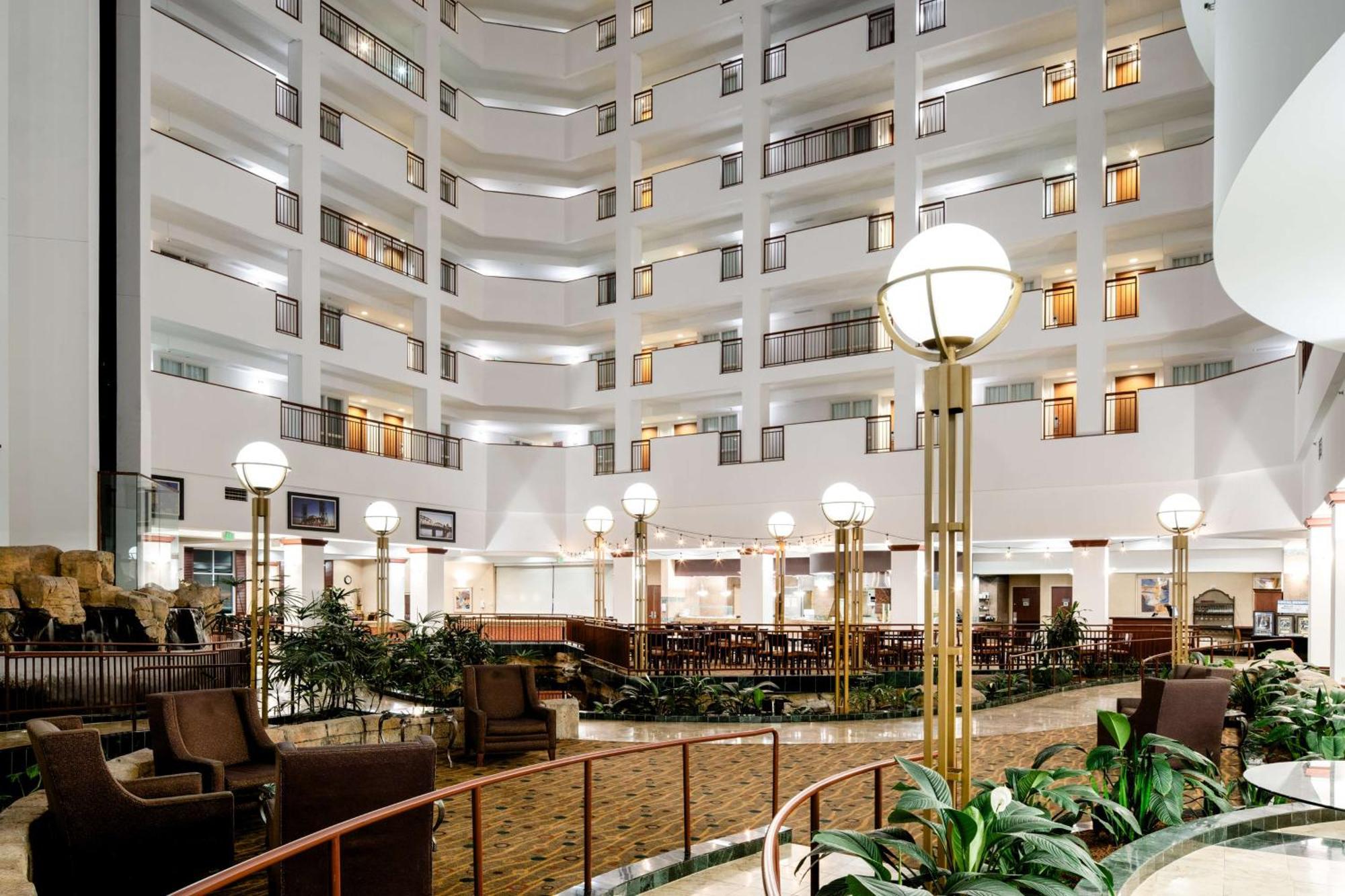 Embassy Suites By Hilton Portland Airport Luaran gambar